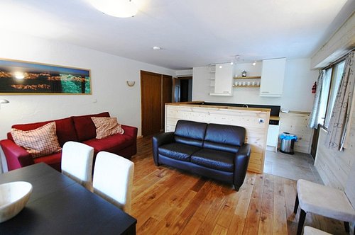 Living area with sofabed