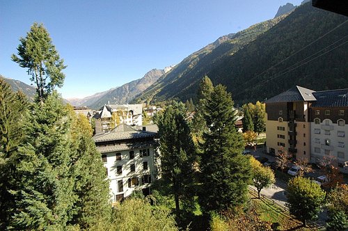View over the gardens towards le Tour