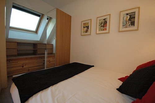 Double bedroom's storage