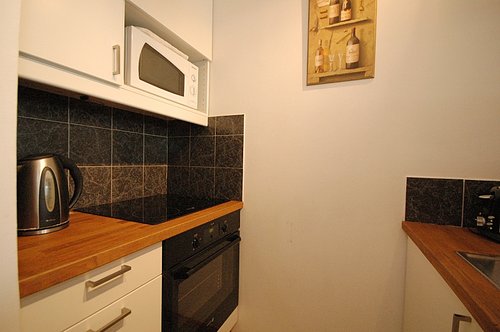 Oven, hob & microwave