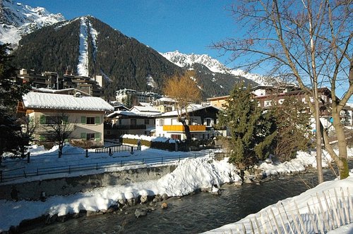 Riverside position with Brevent ski area behind