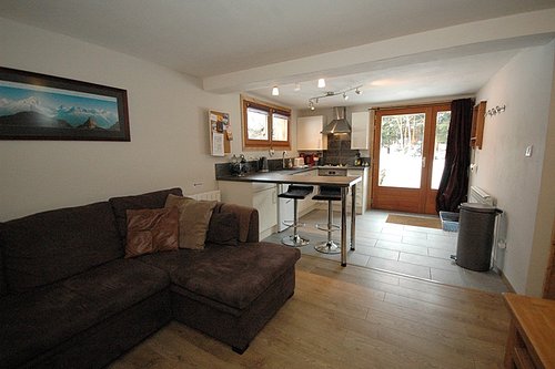 *Independant apartment*- open plan living area