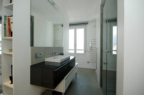 Master bedroom's ensuite
