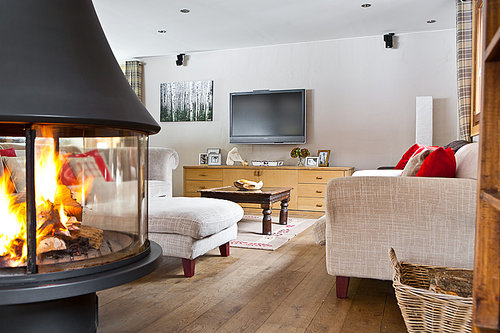 360 degree central fireplace
