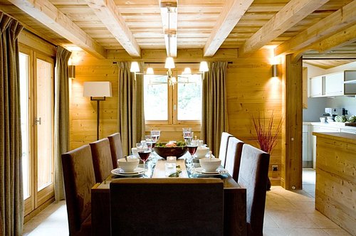 Comfortable dining