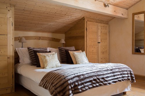 Double bedroom on the 1st floor