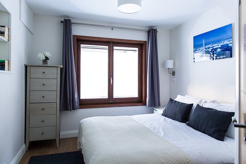 All 5 bedrooms are ensuite