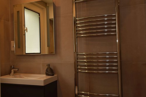 Ensuite shower room