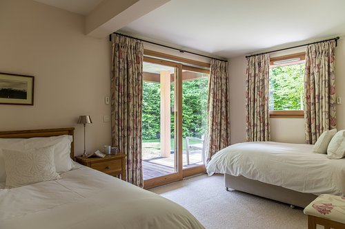 Bedroom 2 is a twin bedroom with access to a separate bathroom