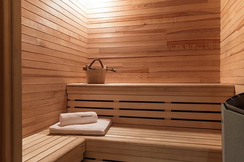 The sauna in Chalet Corbette