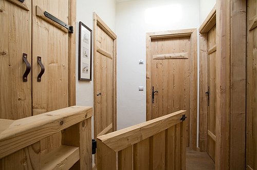 Solid Timber finishes throughout