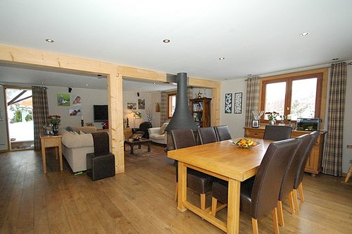 Spacious living area