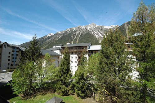 100m from main ski bus station