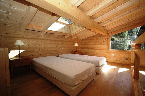 Flexible beds (double or two singles)