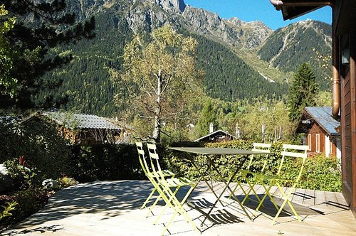 Outside dining area