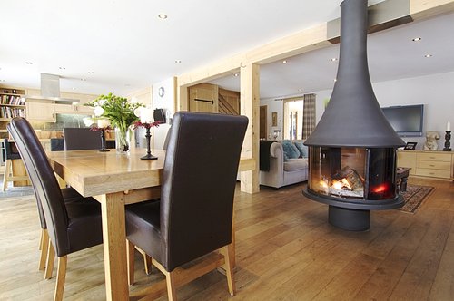360 degree central fireplace