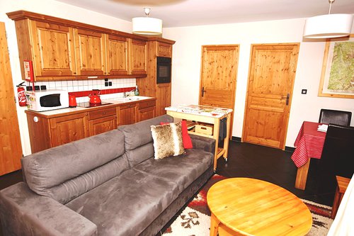 Fully equipped kitchen