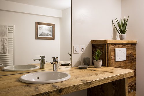 Ensuite bathroom