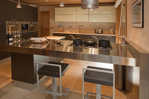 Modern, fully equipped kitchen - catering possible on request