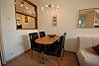 Comfortable dining for 4