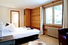 Bedroom with ensuite bathroom (first floor)