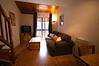 Lounge, Bouton d'Or