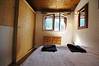 Bouton d'Or bedroom