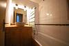 Chamois Blanc 710 bathroom