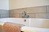 Place de l'Eglise, Bathroom
