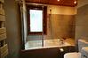Bathroom, Chalet Fleur Rouge